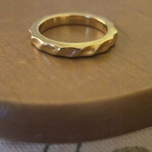 Pandora Essence Rippled Band Gold Ring - WORN A COUPLE TIMES